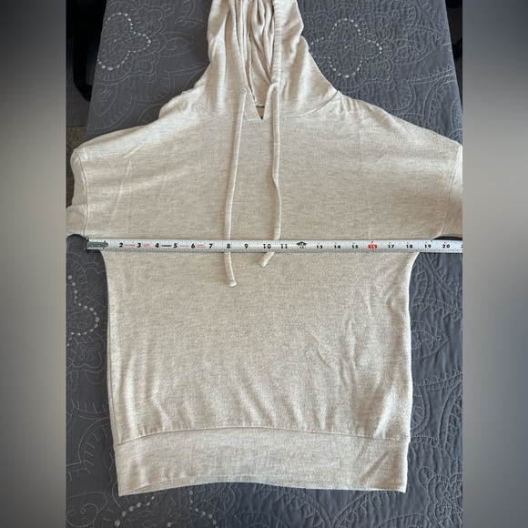 Love to Lounge Womens Cream Lightweight Short Sleeve Hoodie Size XS 0 - Picture 5 of 10